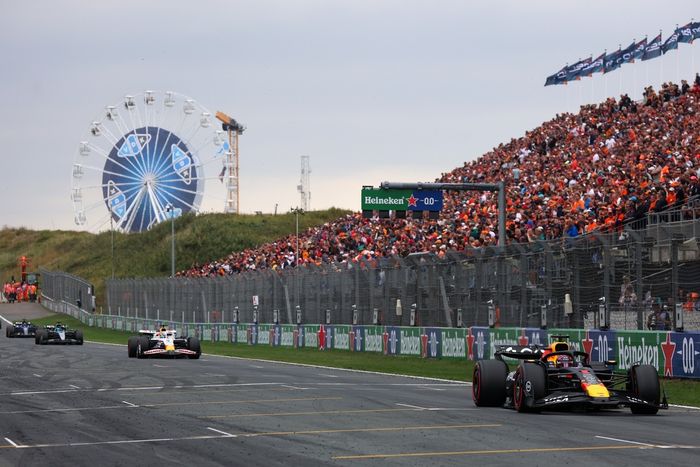 Max Verstappen, Red Bull Racing, Isack Hadjar, Racing Bulls Team