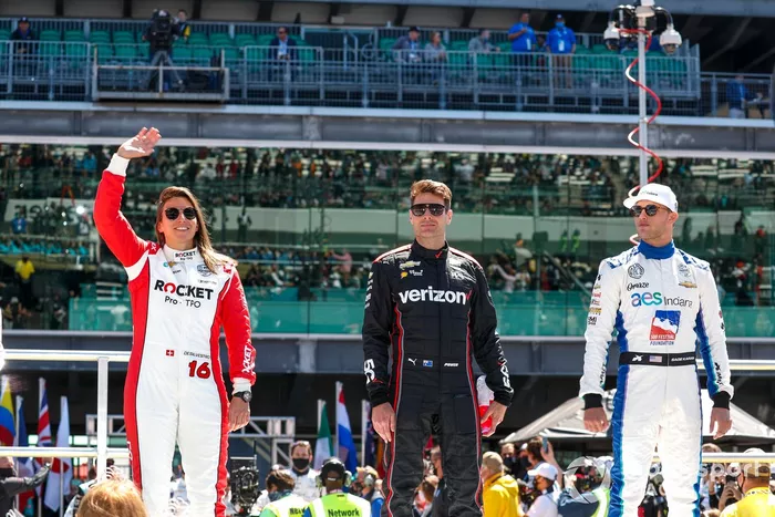 Will Power, Team Penske Chevrolet, Simona De Silvestro, Paretta Autosport Chevrolet, Sage Karam, Dreyer & Reinbold Racing Chevrolet