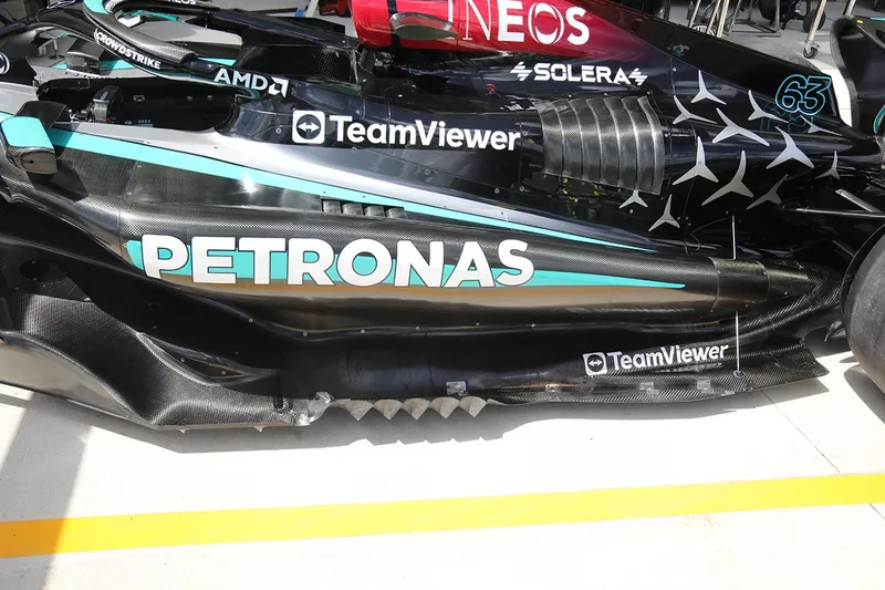 Mercedes W15 détail