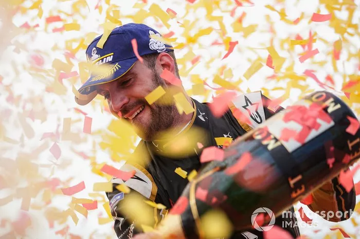 Jean-Eric Vergne, DS TECHEETAH, celebra la victoria