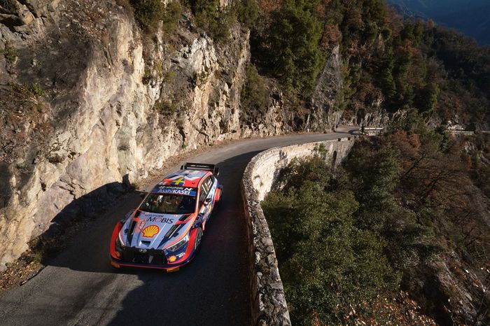 Oliver Solberg, Elliott Edmondson, Hyundai World Rally Team Hyundai i20 N Rally1