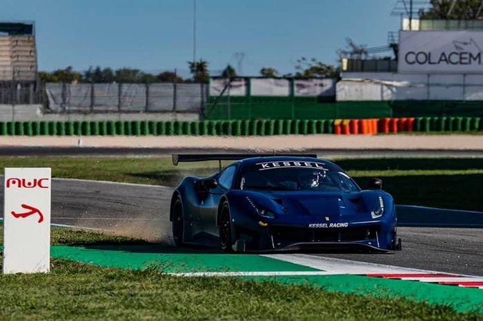 Valention Rossi prova la Ferrari 488 GT3 Kessel Racing