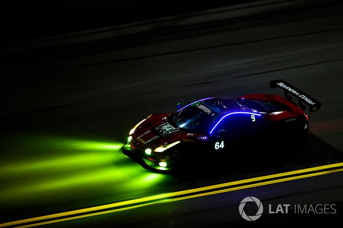 #64 Scuderia Corsa Ferrari 488 GT3, GTD: Bill Sweedler, Townsend Bell, Frankie Montecalvo, Sam Bird