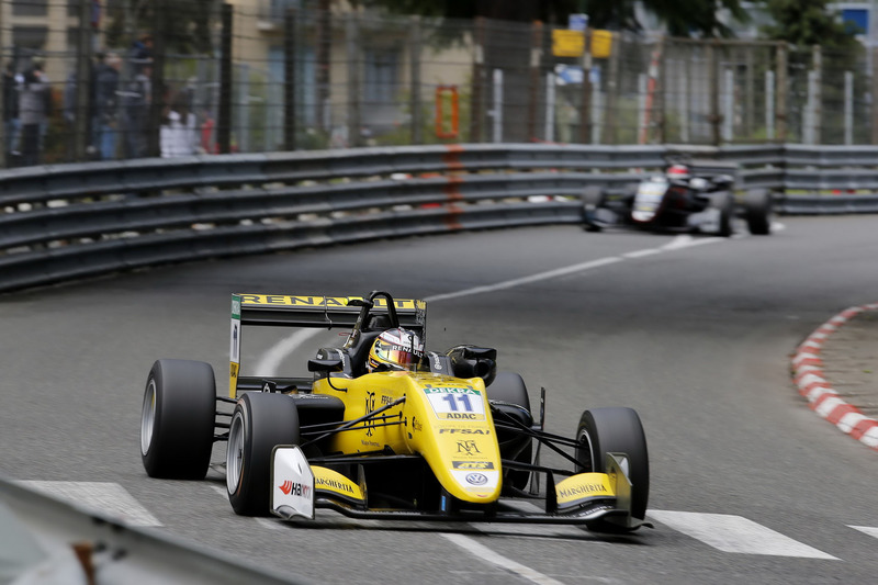 Sacha Fenestraz, Carlin Dallara F317 - Volkswagen