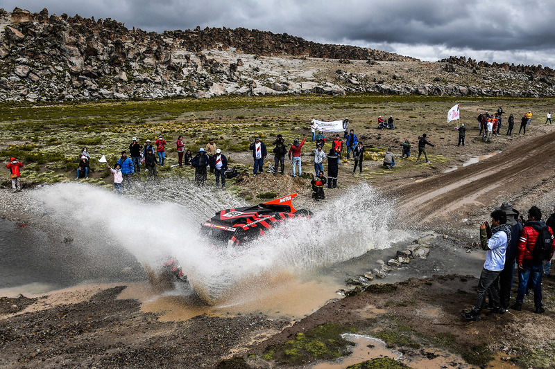 #335 Ford: Eugenio Amos, Sébastien Delaunay