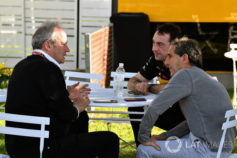 Jerome Stoll, Director de Renault Sport F1 y Alain Prost, Asesor especial de Renault Sport F1 Team