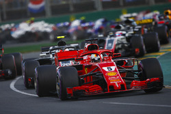 Себастьян Феттель, Ferrari SF71H, та суперники