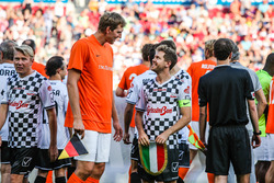 Dirk Nowitzki, basketteur NBA et Sebastian Vettel, Ferrari