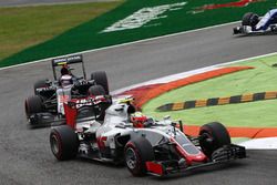 Esteban Gutiérrez, Haas F1 Team VF-16