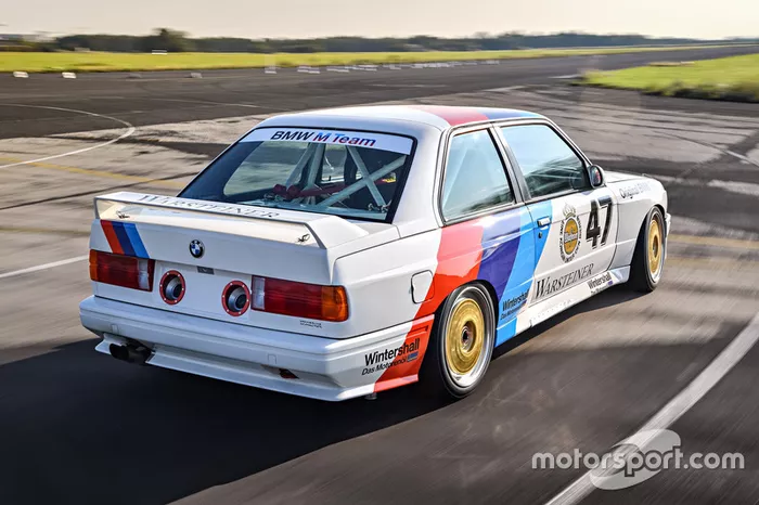 BMW M3 DTM E30