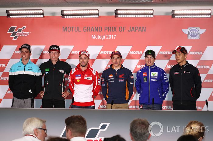 Joan Mir, Leopard Racing, Aleix Espargaro, Aprilia Racing Team Gresini, Andrea Dovizioso, Ducati Team, Marc Marquez, Repsol Honda Team, Maverick Viñales, Yamaha Factory Racing, Takaaki Nakagami, Idemitsu Honda Team Asia