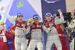 LMP1 Podio: ganadores de la carrera #8 Audi Sport Team Joest Audi R18: Lucas di Grassi, Loic Duval,