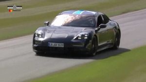 Goodwood FOS: Mark Webber en el Porsche Taycan