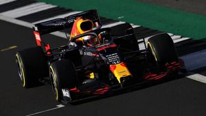 El shakedown de Verstappen y el Red Bull RB16  en Silverstone