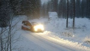 Kalle Rovanpera - Testy przed Rajdem Szwecji - Toyota Yaris WRC