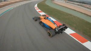 El McLaren MCL35 salió a la pista en Barcelona