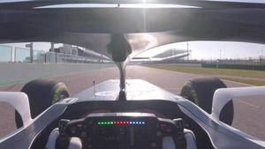 On board con Pierre Gasly en el AlphaTauri AT01