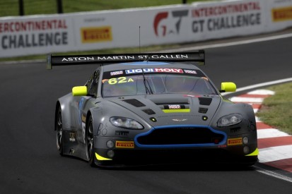 12h Bathurst 2019: Jake Dennis düpiert GT3-Elite im Aston Martin
