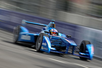 Amlin Aguri takes the first win in Buenos Aires ePrix