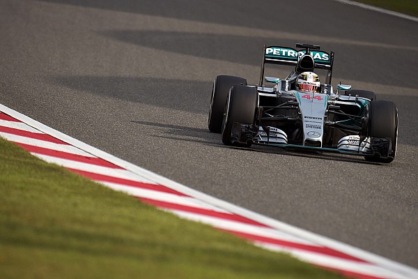 Mercedes no pierde el paso 