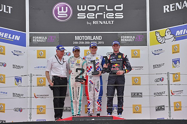 Triunfo de Rowland tras una penalización a van Buuren