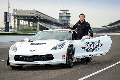 Jeff Gordon manejará el pace car de Indy 500
