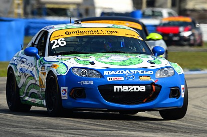 Liam Dwyer, una tarde feliz en Laguna Seca
