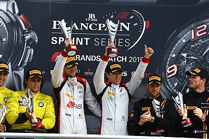 Emotiva victoria de Laurens Vanthoor y Robin Frijns
