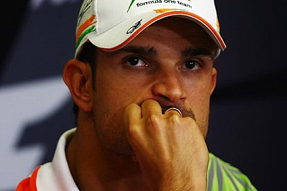 La Force India giocherà una partita in difesa