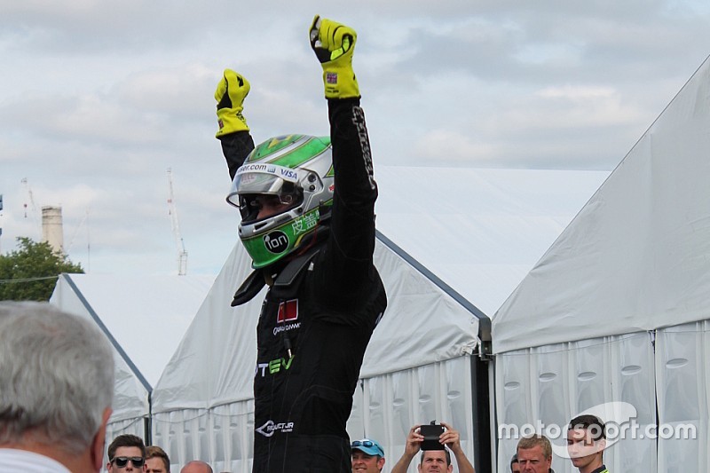 Nelson Piquet Jr., China Racing