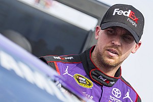 Brickyard 400: Hamlin el más rápido en la primera práctica