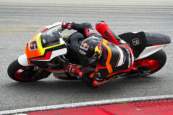 Bradl termina su v&iacute;nculo con Forward
