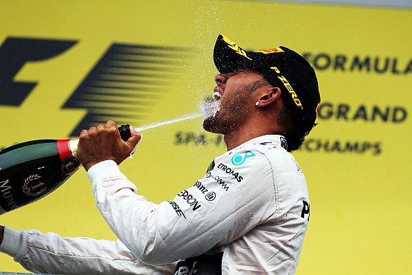 Hamilton consigue una victoria histórica