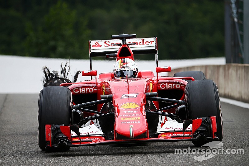 Ferrari et Pirelli doivent discuter de la défaillance du pneu de Vettel