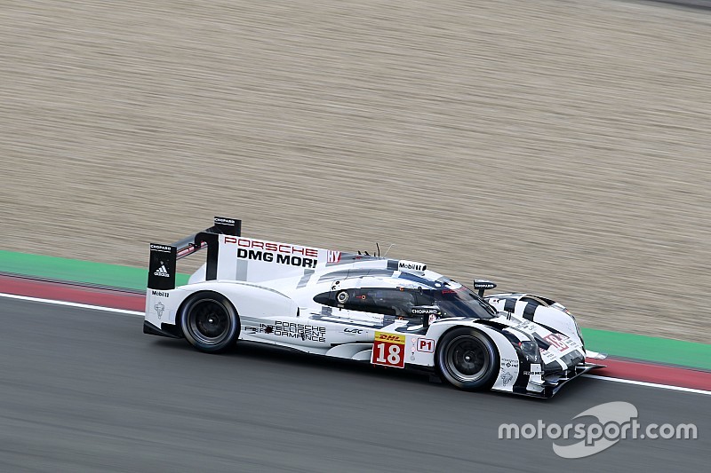 #18 Porsche Team Porsche 919 Hybrid: Romain Dumas, Neel Jani, Marc Lieb