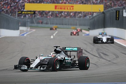 F1 plant 'live' meten van bandenspanning in 2016