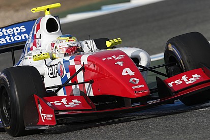 FR3.5-kampioen Rowland in contact met twee F1-teams