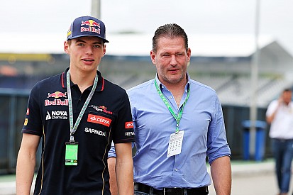 Jos Verstappen: 'Max is in staat om wereldkampioen te worden'