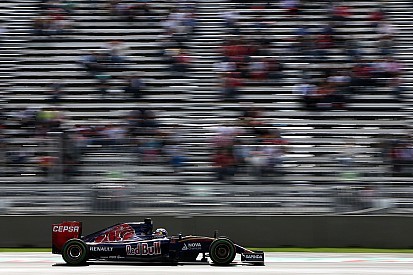 Max Verstappen: van P1 naar crash: 'Plotseling verloor ik de auto'