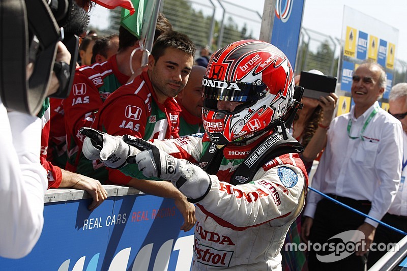 Monteiro verliest zege in WTCC + nieuwe uitslag