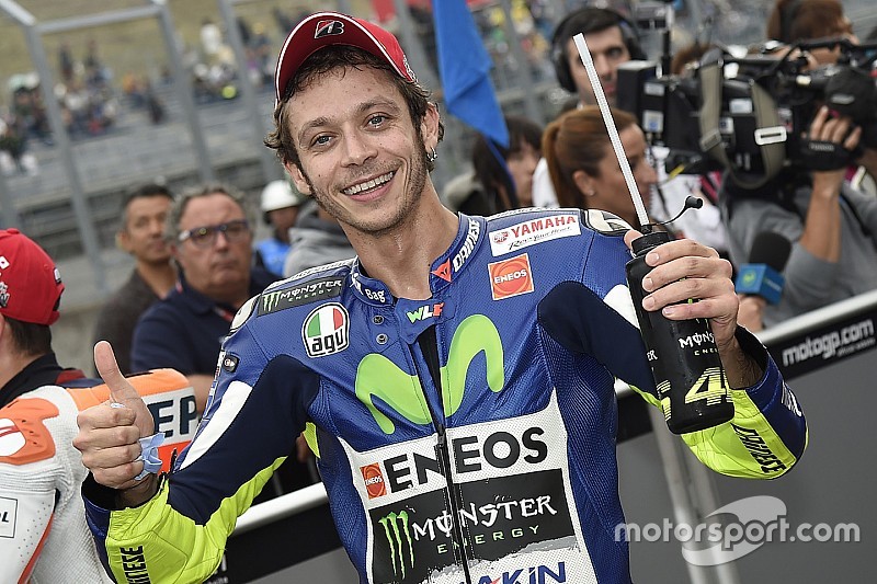 Valentino Rossi réfléchira à son avenir après la saison 2016