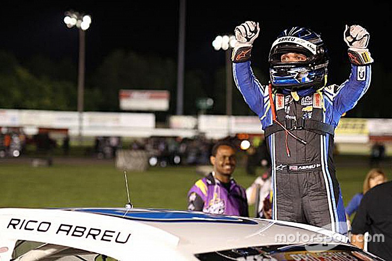 Rico Abreu comemora