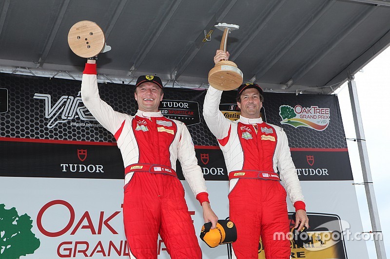 Race winners #63 Scuderia Corsa Ferrari 458 Italia: Bill Sweedler, Townsend Bell