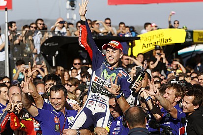 Lorenzo: 'Rossi moet initiatief voor gesprek nemen'