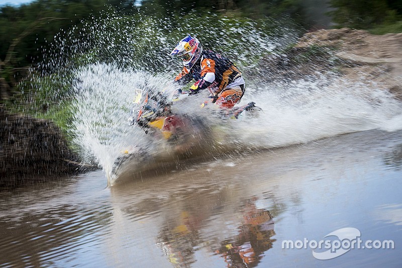 Dakar motoren: Toby Price wint en pakt de leiding