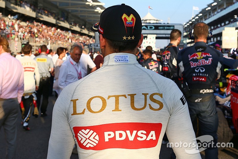 Pelo Twitter, Maldonado diz que não estará na F1 em 2016