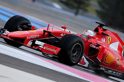 Horner schaart zich achter kritiek van Vettel