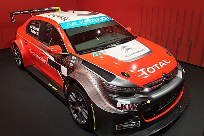 Rot und Grau: Citroën präsentiert neue Farben für die WTCC 2016