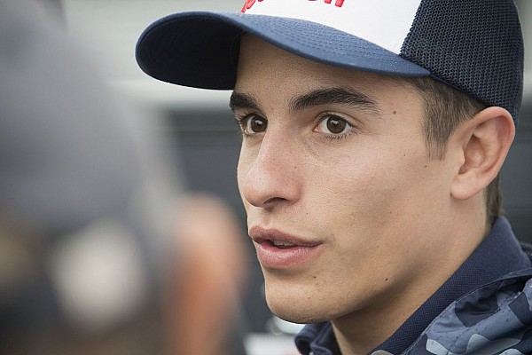 M&aacute;rquez insinua que Rossi usa poder midi&aacute;tico para atac&aacute;-lo