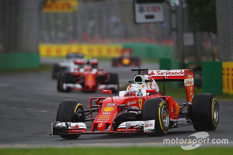 3. Training: Ferrari-Pilot Sebastian Vettel bester Verfolger von Mercedes